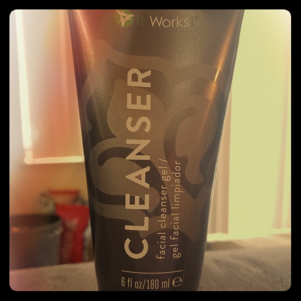 ItWorks Cleanser